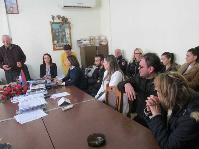 OPŠTINSKI FOND SOLIDARNOSTI URUČIO JEDNOKRATNE NOVČANE POMOĆI STUDENTIMA ŠAMAC