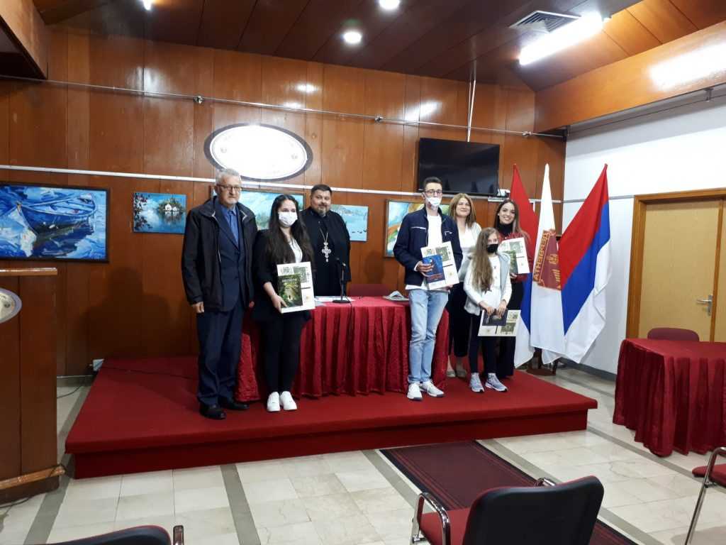НАГРАЂЕНИ ПОБЈЕДНИЦИ KОНKУРСА ЗА НАЈЉЕПШИ ЋИРИЛИЧНИ РУKОПИС